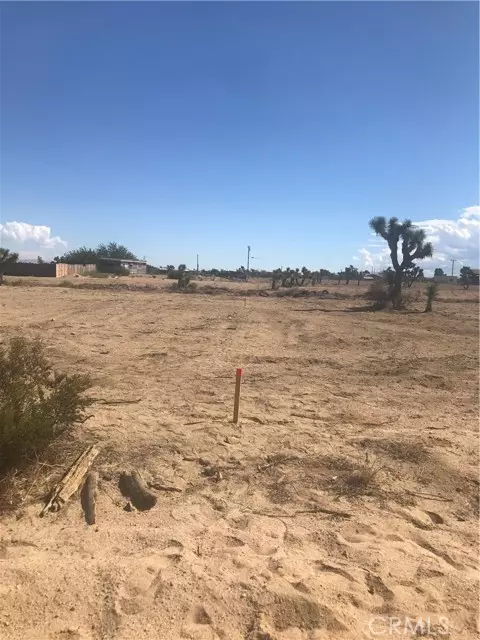 Phelan, CA 92371,10727 Eaby RD