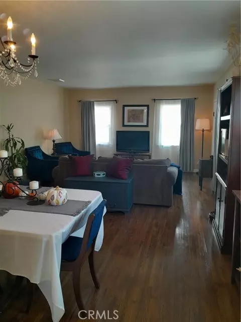 Glendale, CA 91206,601 Canyon DR