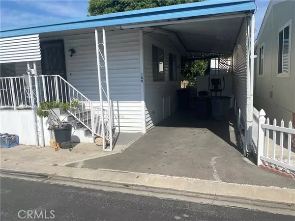 Hawaiian Gardens, CA 90716,12550 Carson ave 189