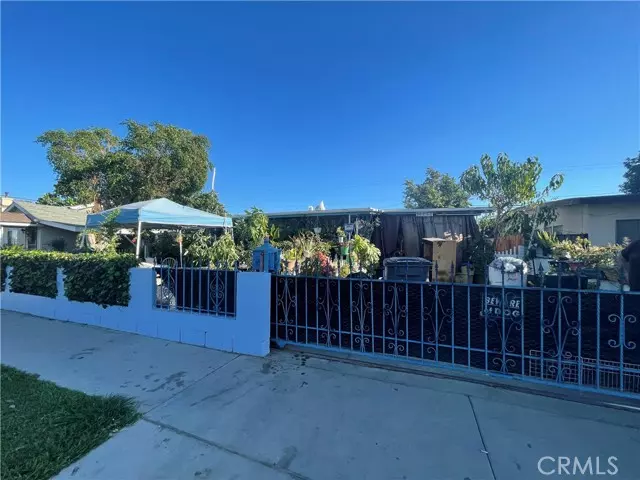 12250 221st ST, Hawaiian Gardens, CA 90716