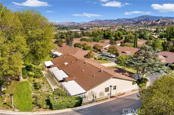 Newhall, CA 91321,26733 Winsome CIR