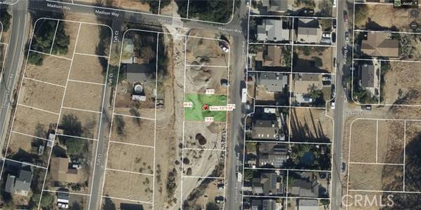 2 Lincoln Ave, Val Verde, CA 91384