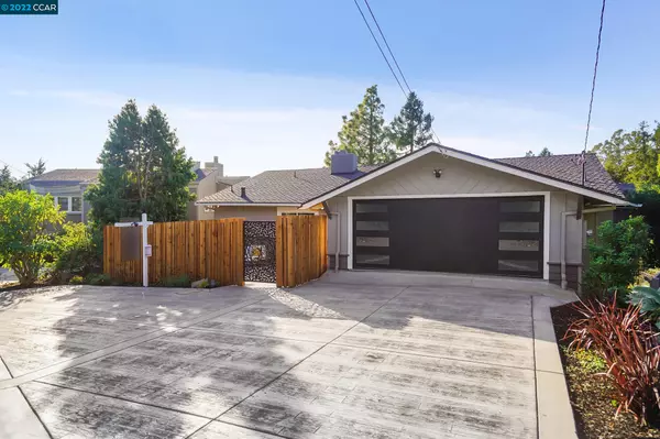 Oakland, CA 94602-4131,3131 Robinson Dr