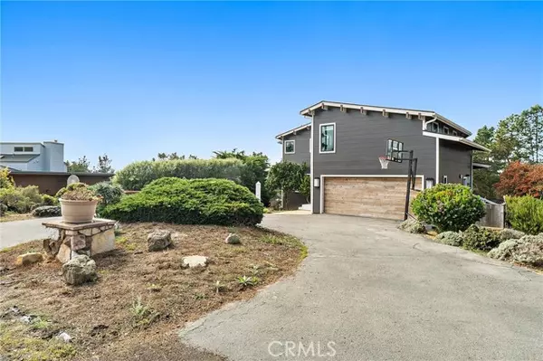 Cambria, CA 93428,432 Exeter LN