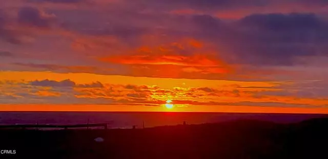 33075 La Favor LN, Fort Bragg, CA 95437