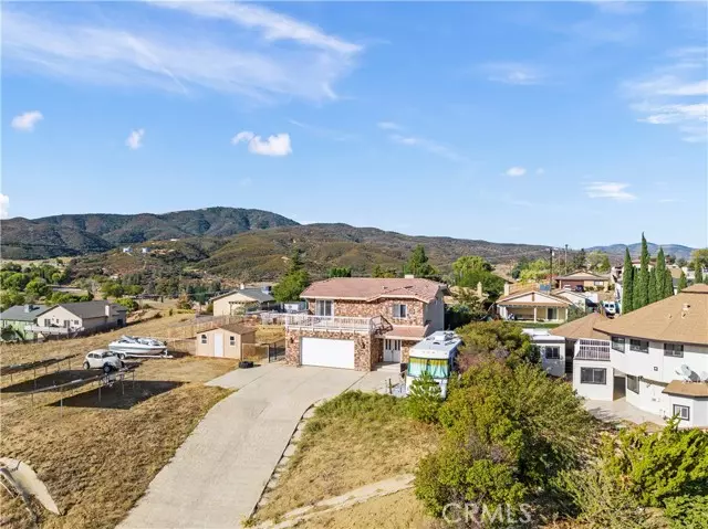 42651 Beaverbrook DR, Lake Hughes, CA 93532