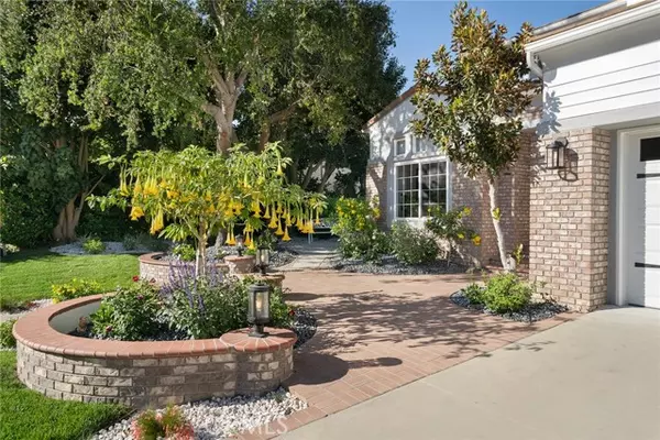 Topanga, CA 90290,21013 Kenwyn CT