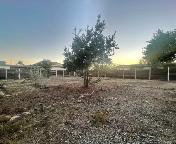 La Mesa, CA 91942,6829 Century ST