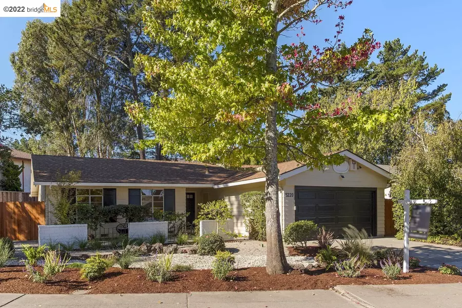 5220 Saddle Brook Dr, Oakland, CA 94619
