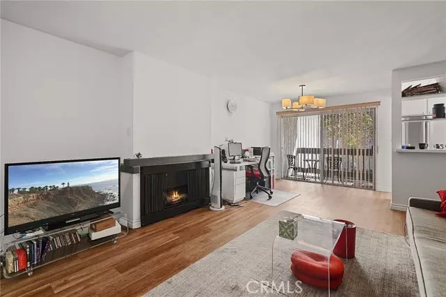 8202 Summertime LN, Culver City, CA 90230