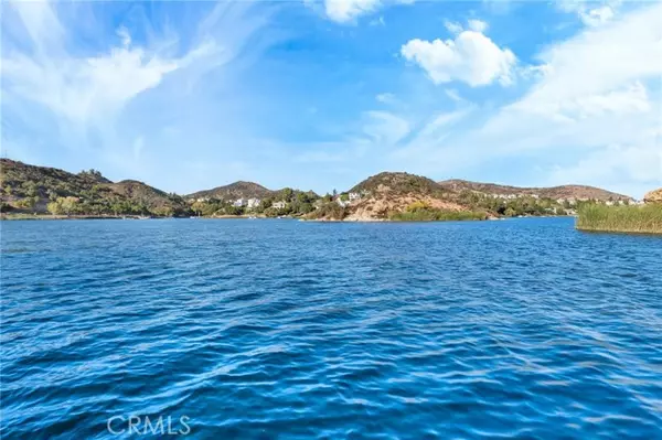 CA 91361,160 Lower Lake RD