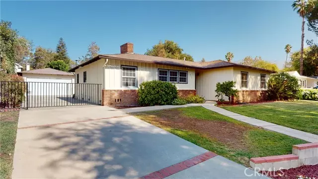 331 Nancy WAY, La Canada Flintridge, CA 91011