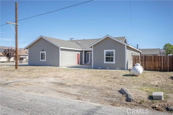 18420 Santa Anita ST, Tehachapi, CA 93561