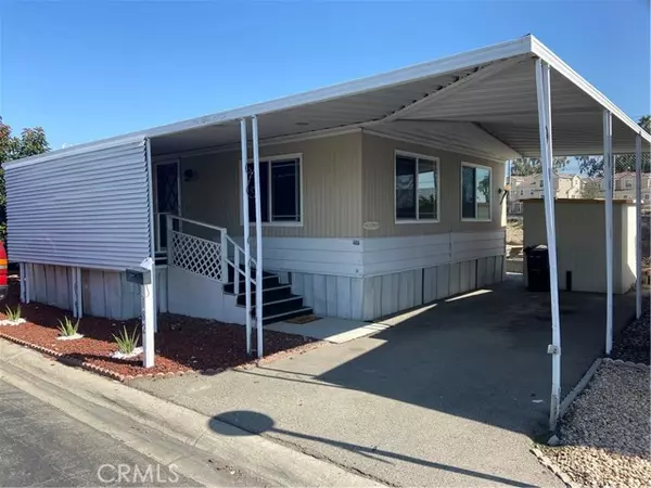 Hawaiian Gardens, CA 90716,12550 E Carson # 182 AVE 182