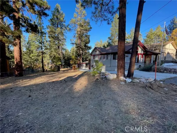 Big Bear Lake, CA 92315,465 Temple LN