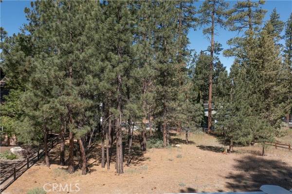 212 Houston CT, Big Bear Lake, CA 92315