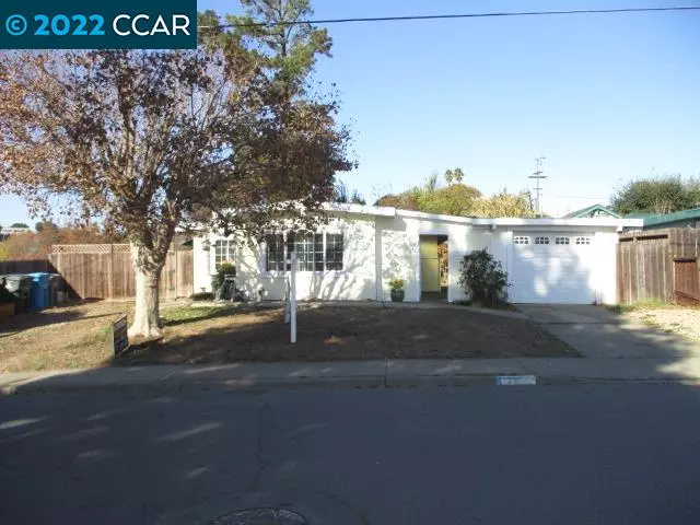 28 Joan Dr, American Canyon, CA 94503