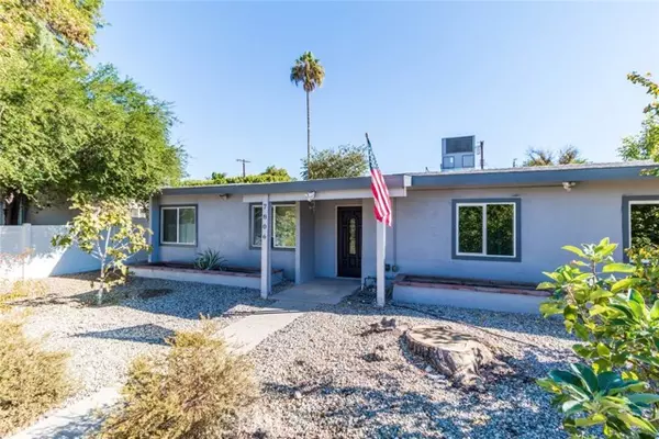 Canoga Park, CA 91304,7806 De Soto AVE