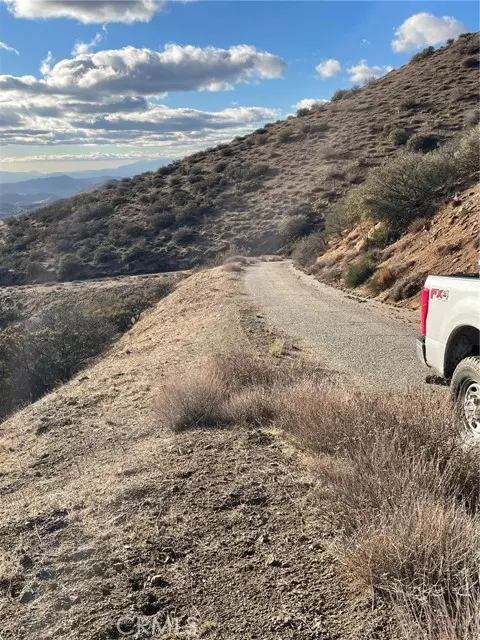 Acton, CA 93510,0 Vac/2 Mi N Avenue Frwy/Vic Sha