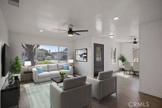 Downey, CA 90241,11413 Samoline AVE