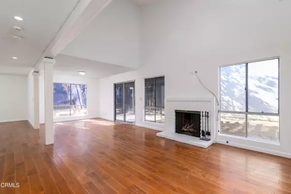 Newbury Park, CA 91320,3710 Spanish Gate DR