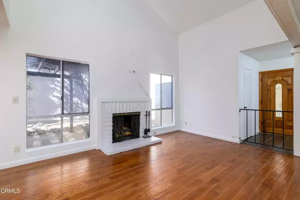 Newbury Park, CA 91320,3710 Spanish Gate DR