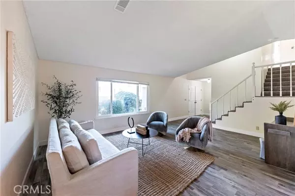 Clovis, CA 93612,122 N Karen AVE