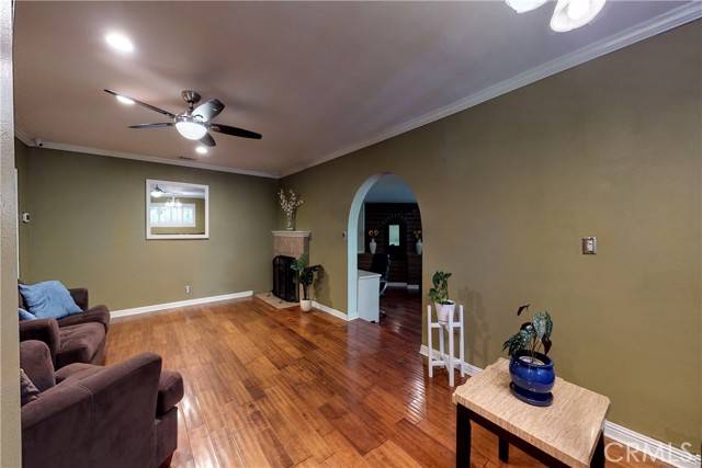 Newhall, CA 91321,24302 Cross ST