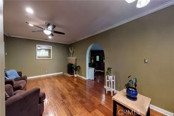 Newhall, CA 91321,24302 Cross ST