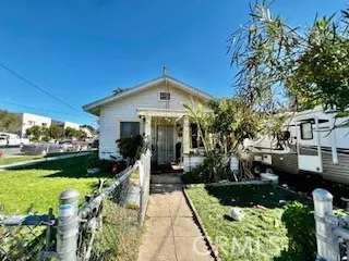 708 E Pleasant ST, Santa Paula, CA 93060