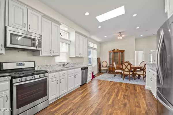 Newbury Park, CA 91320,79 La Lomita 79