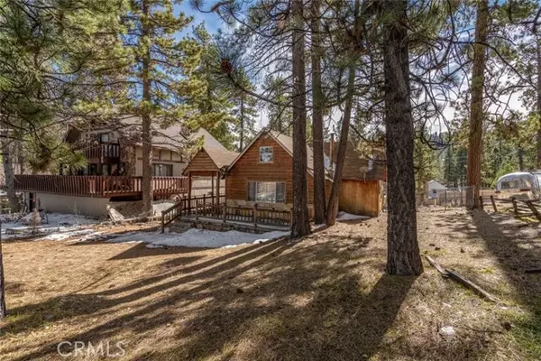 Big Bear Lake, CA 92315,39291 Peak LN