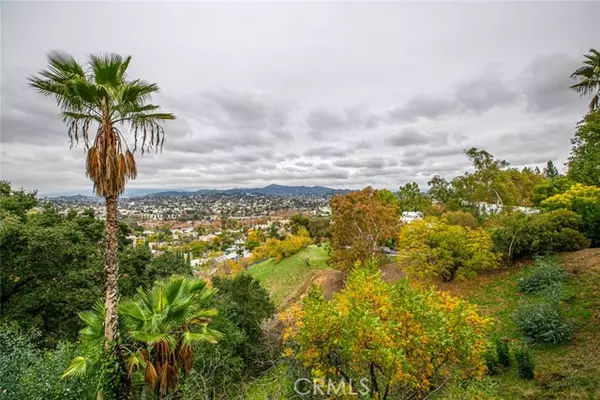 4295 Via Arbolada 109,  Monterey Hills,  CA 90042