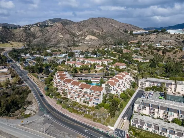 23914 De Ville WAY C, Malibu, CA 90265