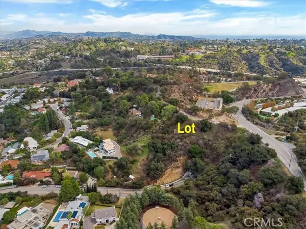 Los Angeles, CA 90049,15929 W MULHOLLAND PL