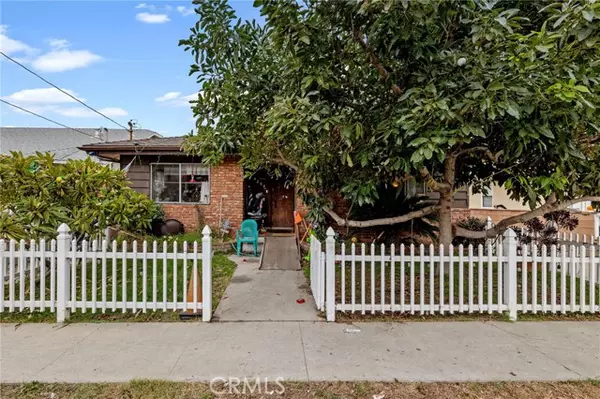 Hawthorne, CA 90250,4208 W 136th ST