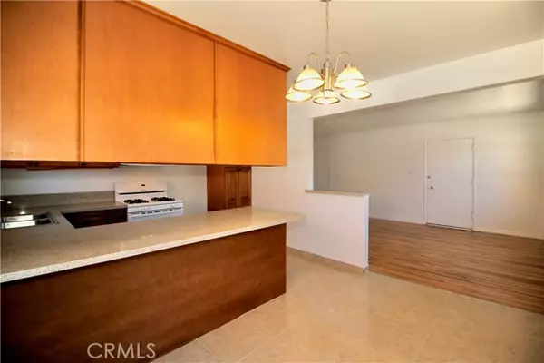 Valley Village, CA 91607,4706 Vantage AVE 4