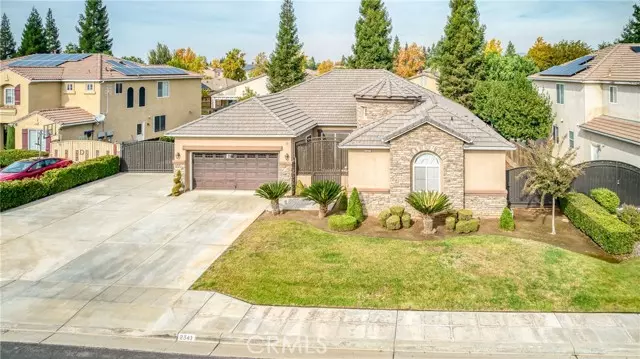 2341 Vermont AVE, Clovis, CA 93619