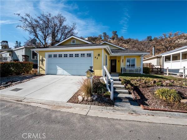 21276 White Pine DR 42, Tehachapi, CA 93561