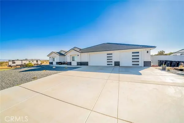 Oak Hills, CA 92344,10775 Mesquite ST