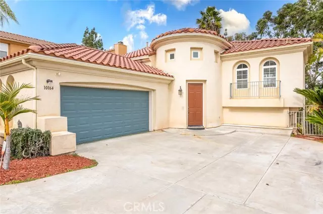 10164 California Waters DR, Spring Valley, CA 91977