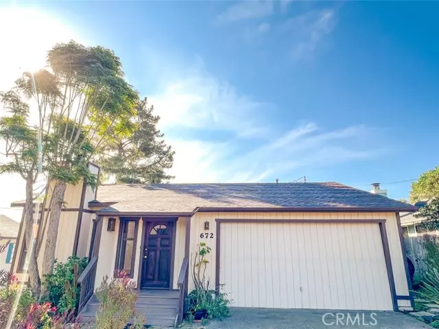 672 Warwick ST, Cambria, CA 93428