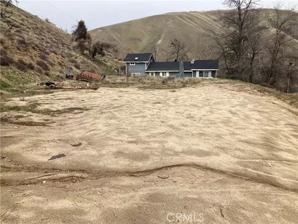 Lebec, CA 93243,509 North DR