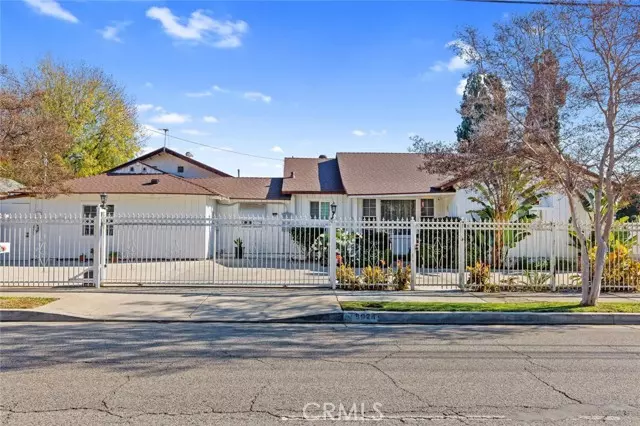 8924 Haskell AVE, North Hills, CA 91343