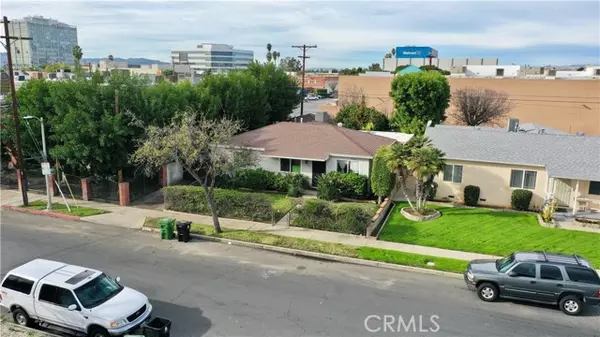 Panorama City, CA 91402,8337 Lennox AVE