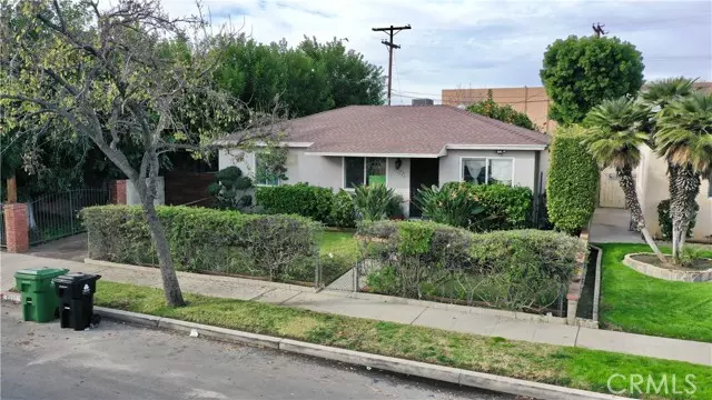 Panorama City, CA 91402,8337 Lennox AVE