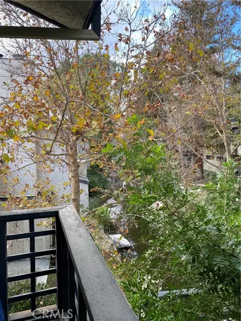 Agoura Hills, CA 91301,5736 Skyview WAY B