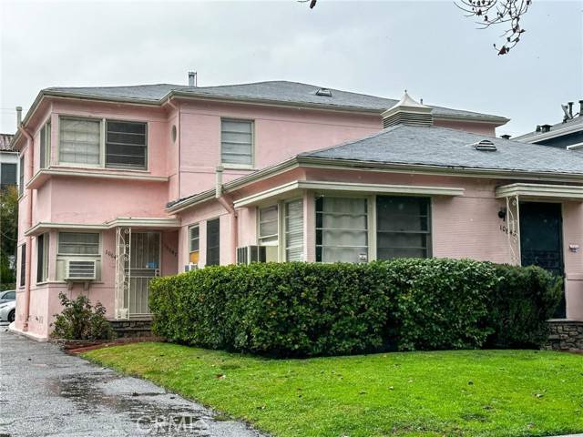Toluca Lake, CA 91602,10645 Whipple ST