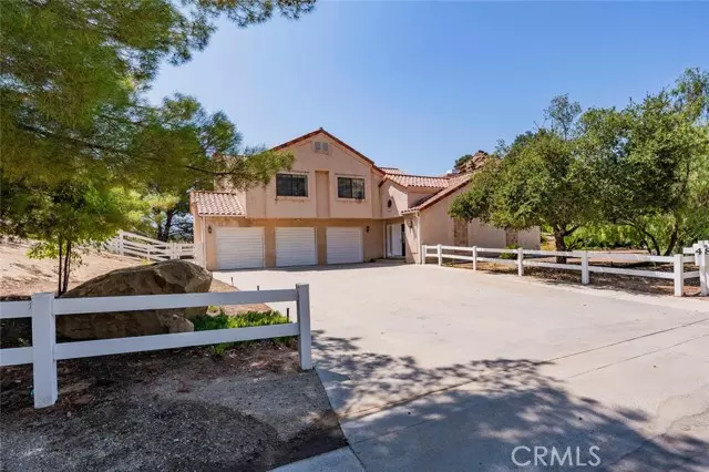 48 Ranchero RD, Bell Canyon, CA 91307