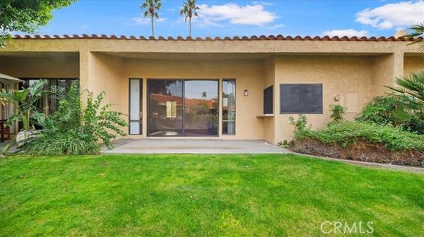 674 S Calle Petunia, Palm Springs, CA 92262